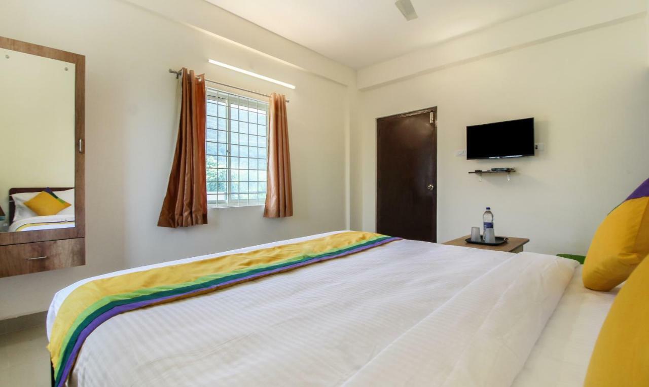 Itsy Hotels Riyas Grand Tirupati Dış mekan fotoğraf
