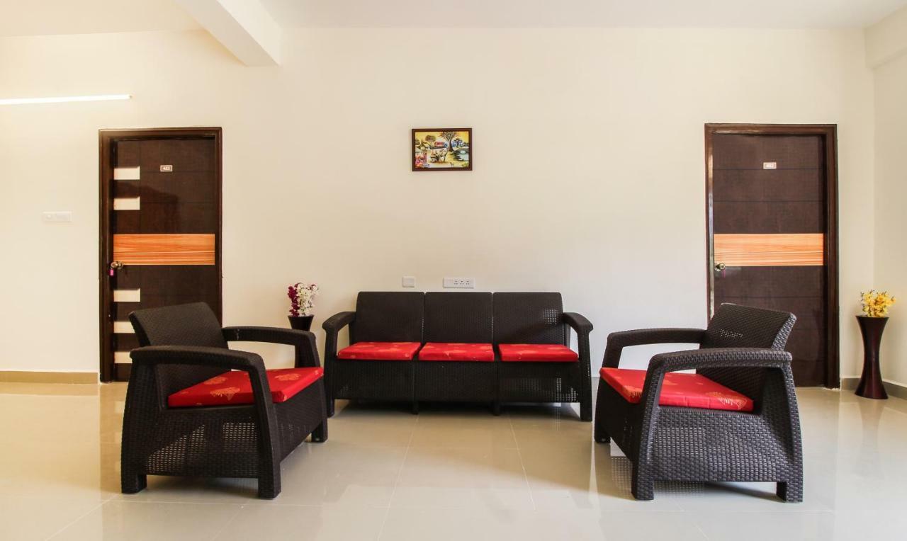 Itsy Hotels Riyas Grand Tirupati Dış mekan fotoğraf