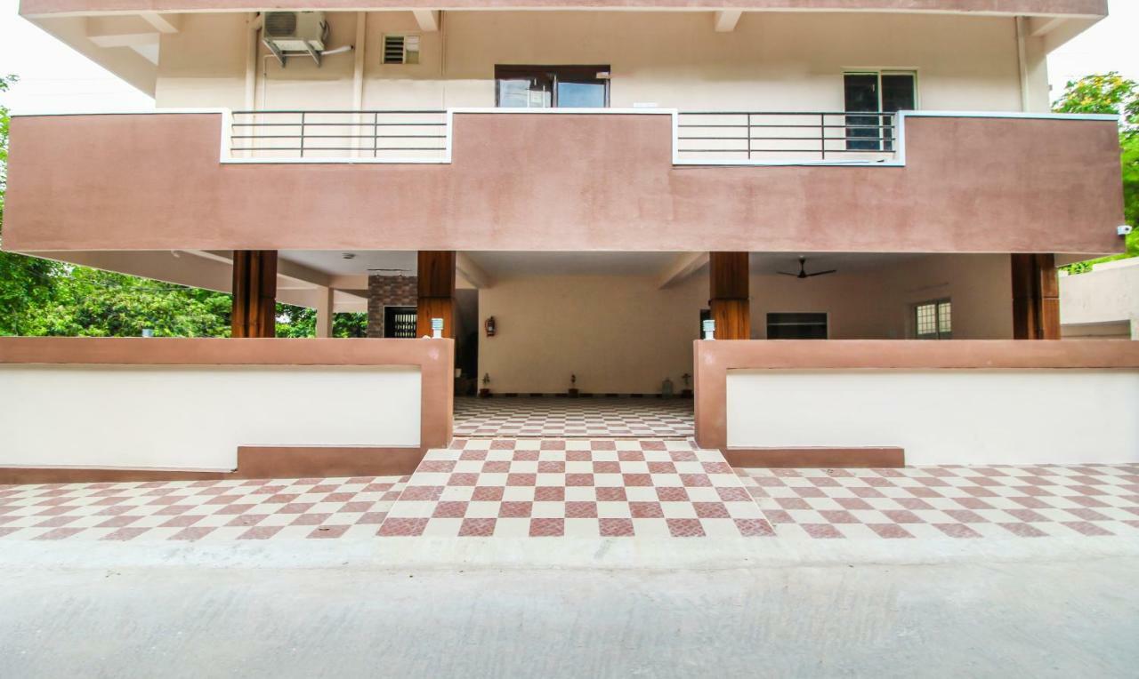 Itsy Hotels Riyas Grand Tirupati Dış mekan fotoğraf